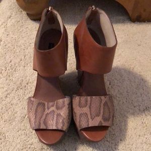 Toffee snake skin printed wedges
